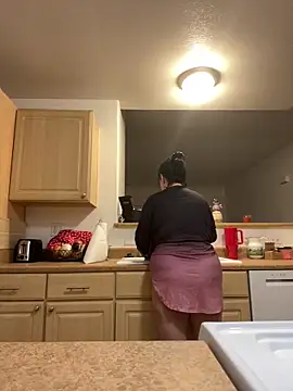 AlyssiaAmoreXO online show from December 14, 2:22 pm