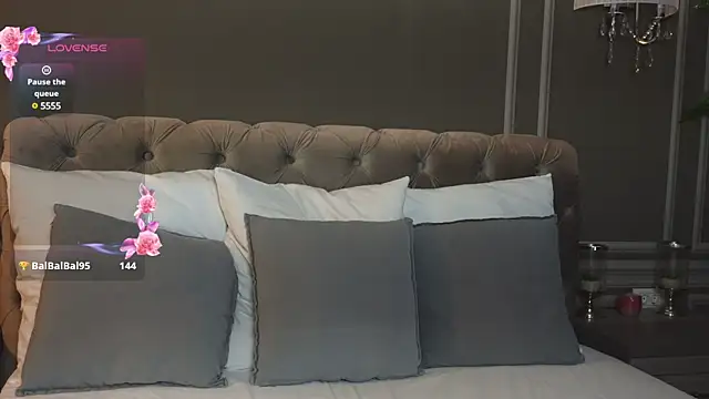 AnnieStylesx online show from March 20, 5:02 am