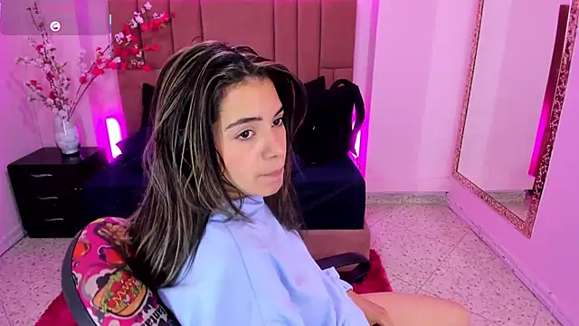 Leah Means  online show from March 17, 4:11 pm