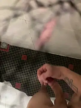 lescro95  online show from February 3, 5:07 pm