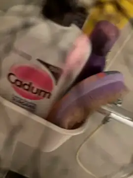 lescro95  online show from February 6, 6:33 pm