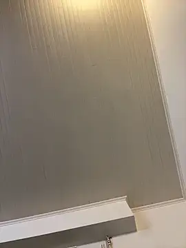 lescro95  online show from February 11, 5:29 pm