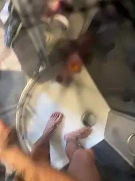 lescro95  online show from April 3, 8:45 am