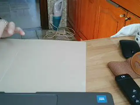 VeneRed online show from October 19, 8:15 am