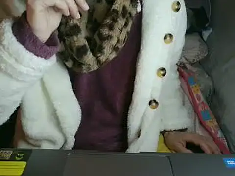 VeneRed online show from March 1, 9:00 am