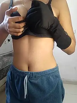 Snapshot of Cute_ritu0 chatting on February 1, 7:47 am Cute ritu0 online show from February 1, 7:47 am