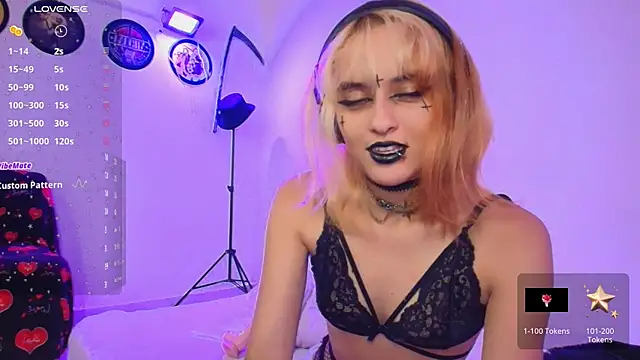 lizeth darks online show from December 11, 9:23 pm