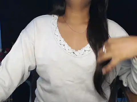 Wish Queen online show from February 18, 4:37 pm