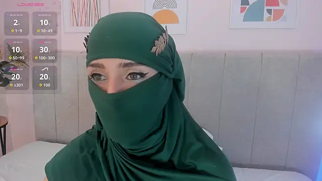 rawiya online show from March 3, 12:00 pm