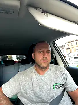 Snapshot of Lecatore80 chatting on October 3, 3:42 pm Lecatore80 online show from October 3, 3:42 pm