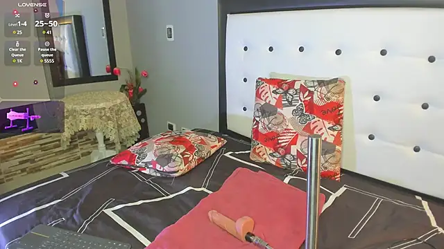 Snapshot of valeria_hurtado chatting on February 18, 1:54 am valeria hurtado online show from February 18, 1:54 am