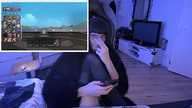 Snapshot of CeriseLapine chatting on October 28, 11:29 pm CeriseLapine online show from October 28, 11:29 pm