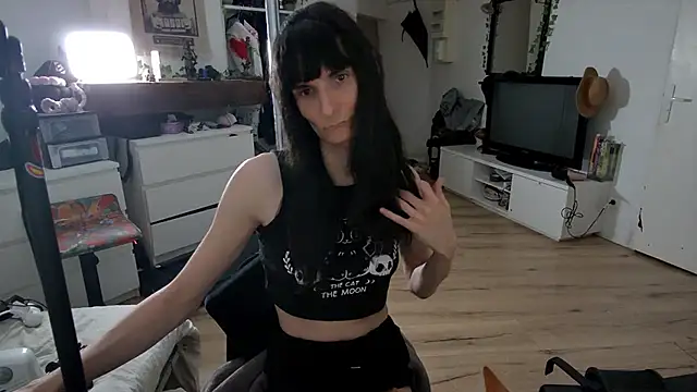 CeriseLapine online show from December 1, 9:09 pm