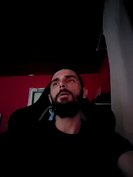 Snapshot of Guy4ladys69 chatting on April 4, 3:27 am Guy4ladys69 online show from April 4, 3:27 am