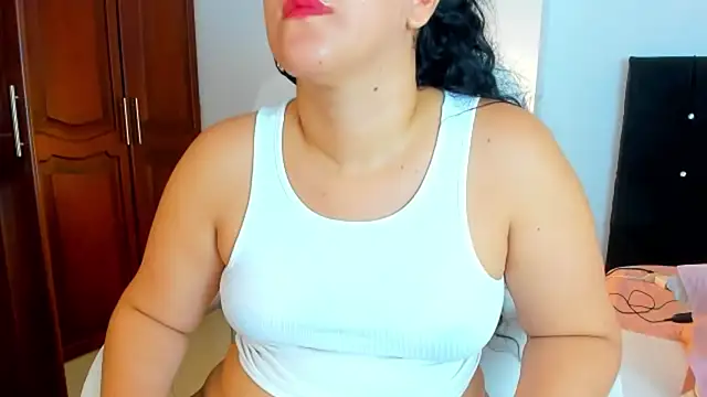 kathyajhonss online show from May 19, 8:59 pm