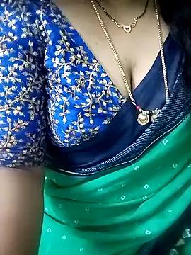 Snapshot of your-sameera chatting on January 19, 2:25 am your-sameera online show from January 19, 2:25 am