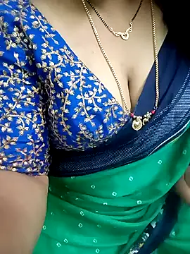 Snapshot of your-sameera chatting on January 19, 5:26 am your-sameera online show from January 19, 5:26 am