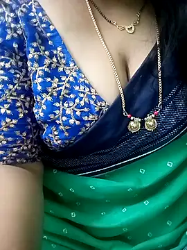 Snapshot of your-sameera chatting on February 3, 2:24 pm your-sameera online show from February 3, 2:24 pm