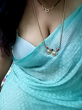Snapshot of your-sameera chatting on February 20, 8:17 am your-sameera online show from February 20, 8:17 am