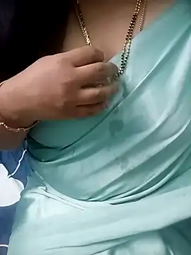 Snapshot of your-sameera chatting on February 28, 3:37 pm your-sameera online show from February 28, 3:37 pm