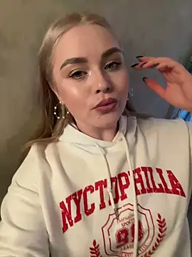 April Vance online show from December 20, 6:40 am