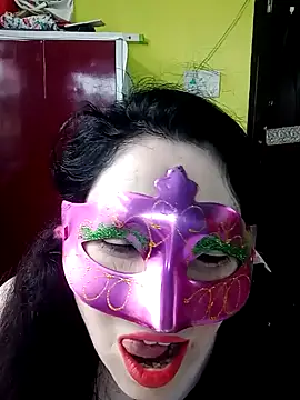 Snapshot of Raja_Ranii chatting on December 8, 6:54 am Raja Ranii online show from December 8, 6:54 am