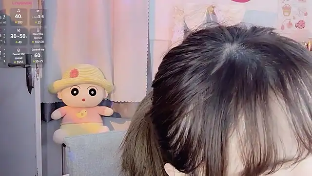 Snapshot of Carly_1 chatting on February 20, 12:25 pm Carly 1 online show from February 20, 12:25 pm