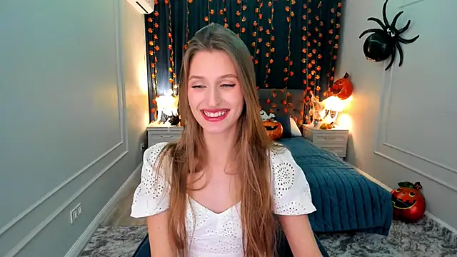 NaturalBeaty online show from October 10, 7:57 pm