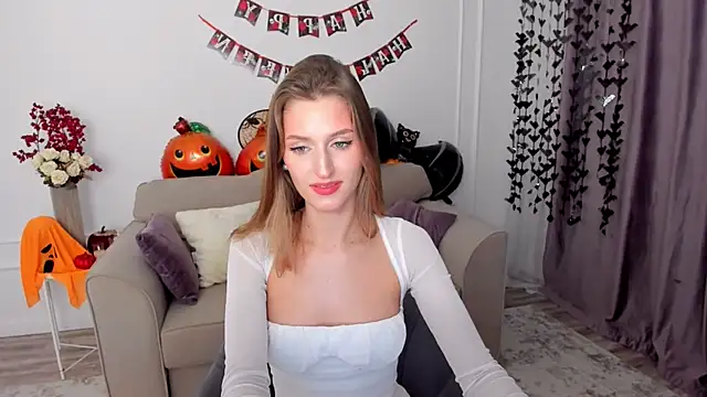 NaturalBeaty online show from October 21, 3:51 am