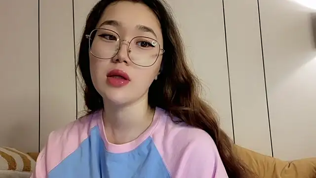 Jennatyan online show from June 6, 3:22 am