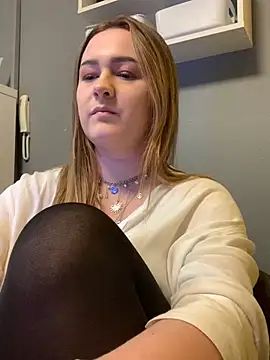Emma B1uem online show from January 11, 12:40 pm