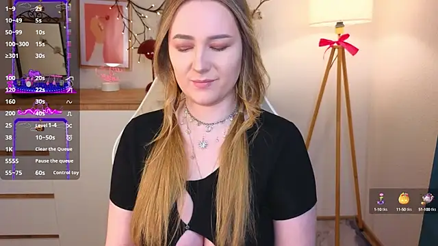 Emma B1uem online show from January 28, 9:50 pm