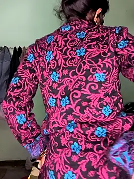 Snapshot of cute_simmy0 chatting on January 19, 4:57 pm cute simmy0 online show from January 19, 4:57 pm