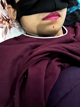 cute simmy0 online show from May 9, 2:33 pm