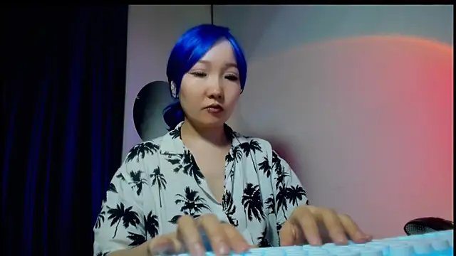 himeros goddess online show from September 28, 11:32 pm