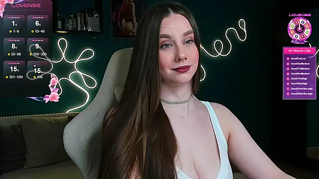 katie taylorr online show from November 18, 10:36 pm