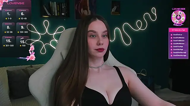 katie taylorr online show from May 10, 11:32 pm