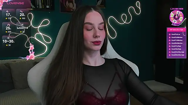 katie taylorr online show from May 17, 3:04 am
