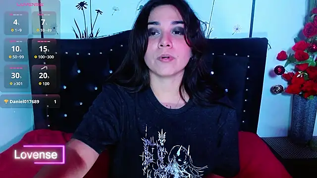 Snapshot of Lune_Claire chatting on February 14, 3:03 am Lune Claire online show from February 14, 3:03 am