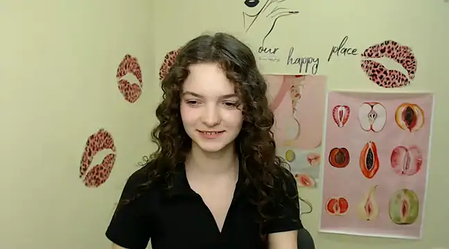  SusieSu  online show from December 1, 4:29 pm
