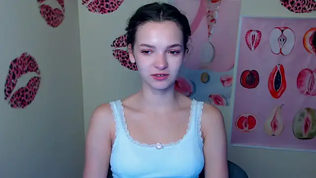  SusieSu  online show from October 2, 6:20 am