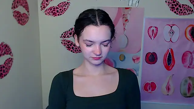  SusieSu  online show from December 23, 7:17 am