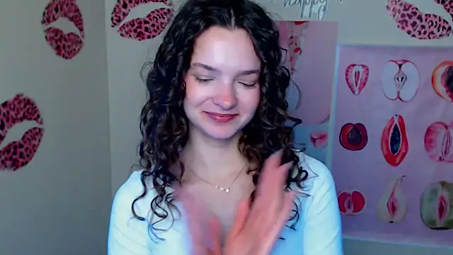  SusieSu  online show from February 11, 1:27 pm