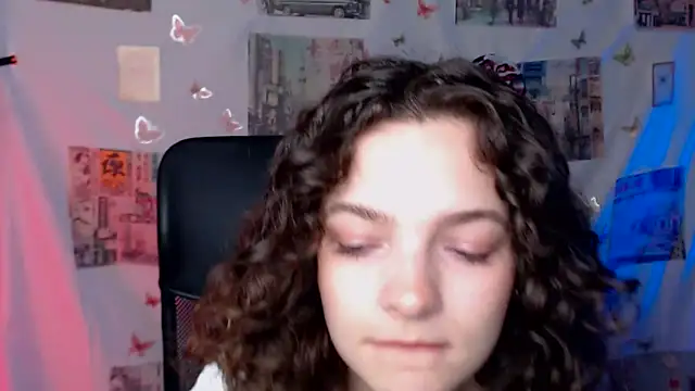  SusieSu  online show from May 14, 6:20 am