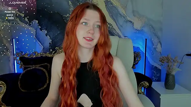 Snapshot of MagicLilu chatting on February 11, 8:42 pm MagicLilu online show from February 11, 8:42 pm