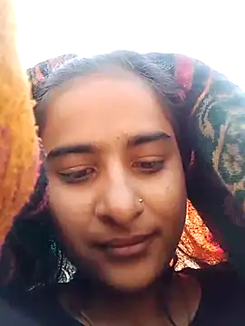 Cute-Nilam online show from February 3, 7:40 am