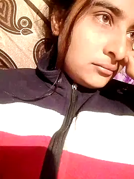 Cute-Nilam online show from February 12, 5:05 pm