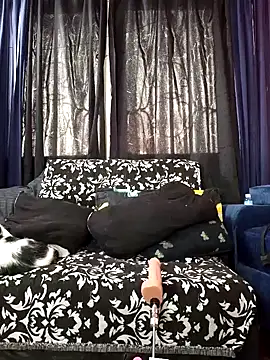 keila j online show from January 11, 1:53 pm