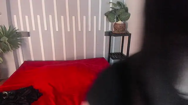 Snapshot of Scarlett__Fox__ chatting on October 16, 11:11 am Scarlett Fox online show from October 16, 11:11 am