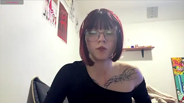 Snapshot of Cloe_five chatting on March 3, 11:10 pm Cloe five online show from March 3, 11:10 pm